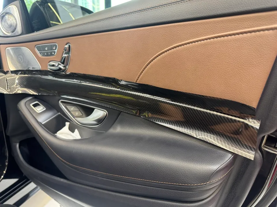 メルセデス・ベンツ Sクラス W222のカーラッピング事例|費用目安・仕上がり 施工写真 1-3