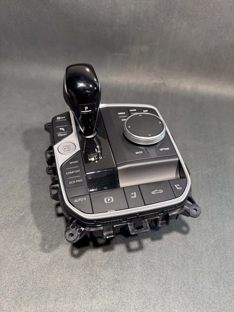BMW 4 Series G22 steering wheel - BMW 4 Series G22 Steering Wheel Customization Review photo 4