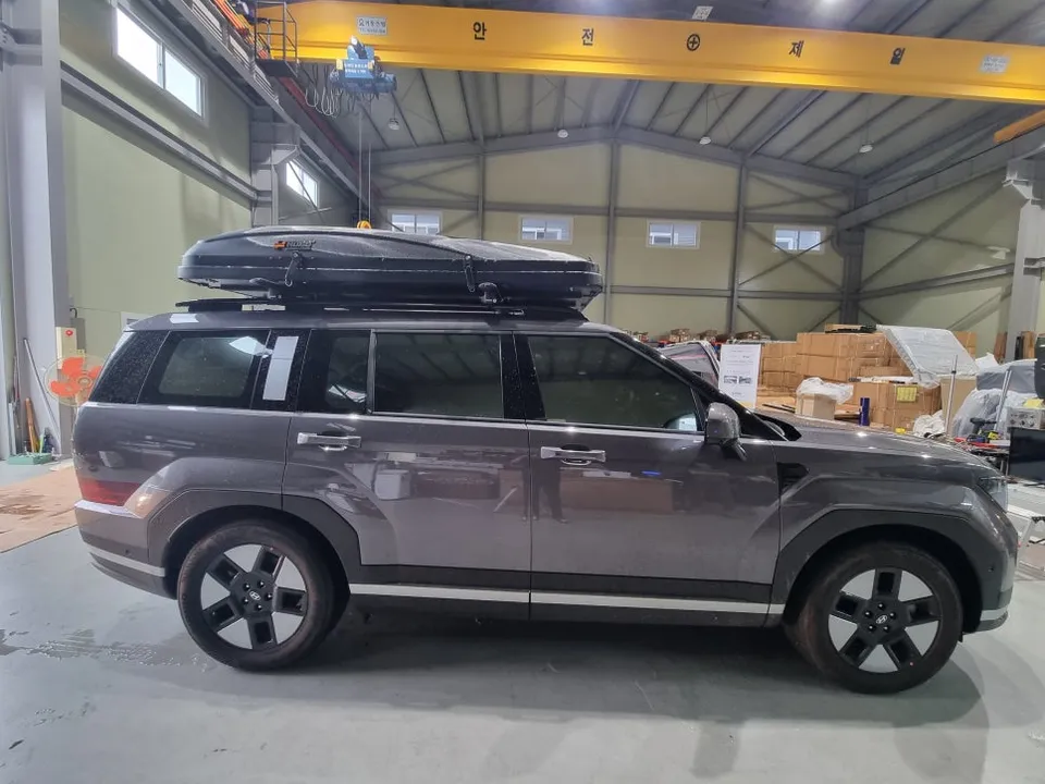 Hyundai Santa Fe MX5 car accessories - Hyundai Santa Fe MX5 Car Accessories Review — Installation & Cost photo 4