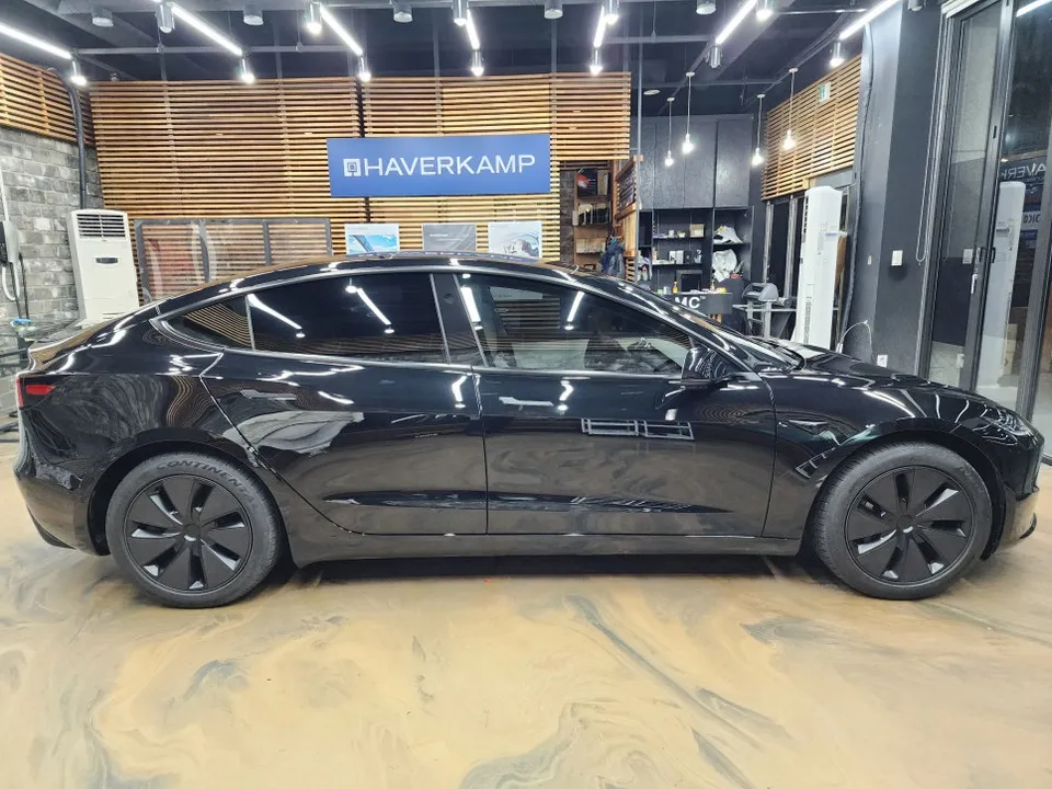 Tesla Model 3 PPF施工事例|費用目安と仕上がり 施工写真 3-3