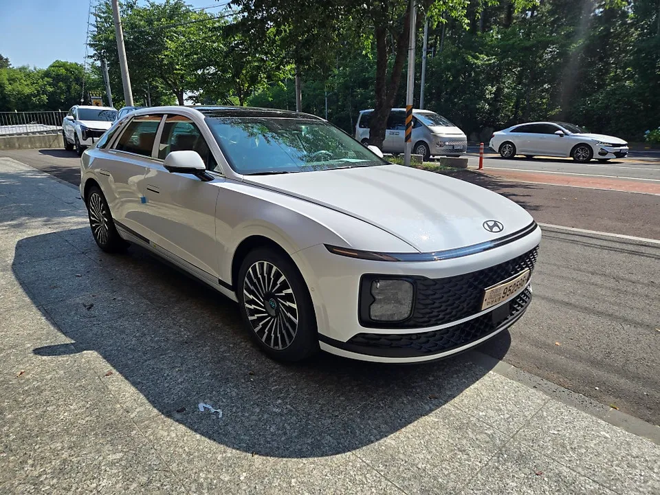 Hyundai AzeraのPPF施工事例｜費用目安と仕上がり 施工写真 1-1
