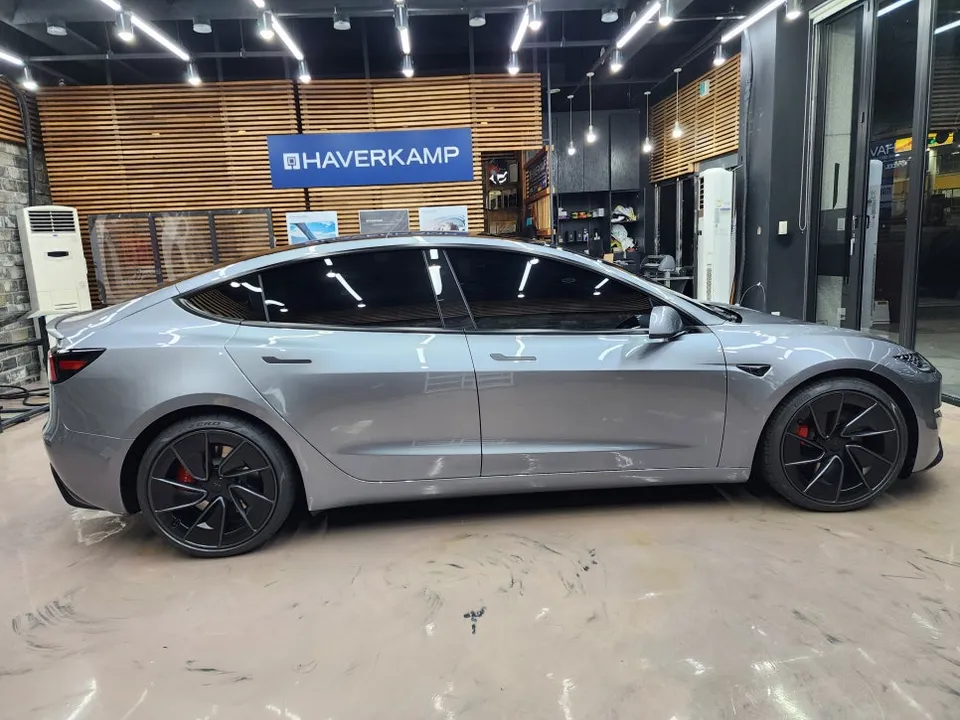 Tesla Model 3 PPF施工事例|費用目安と仕上がり 施工写真 3-3