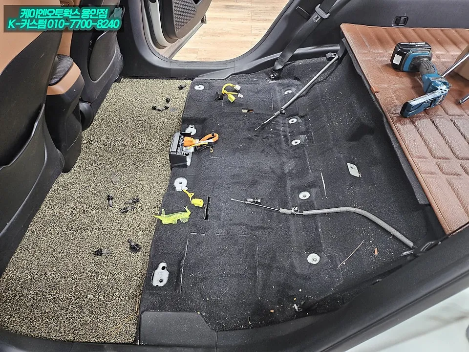 Kia EV6 interior customization - Kia EV6 Interior Customization: Flat Rear Seat Mod Review photo 5