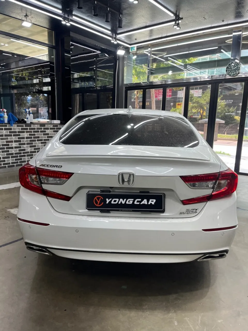 Honda Accord PPF施工事例｜ブラックPPFで高級感を演出 施工写真 1-2