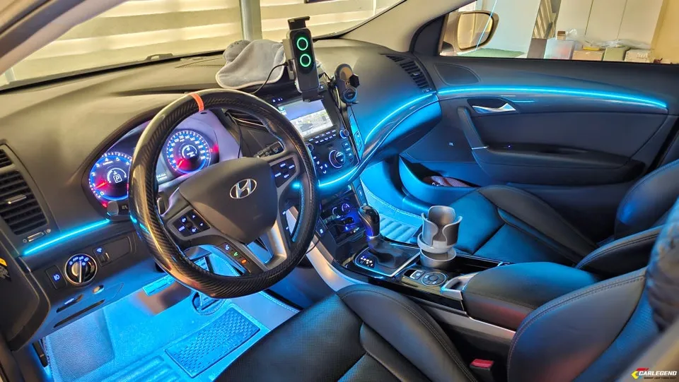 Hyundai i40 ambient lighting - Hyundai i40 Ambient Lighting Installation - Expert Results photo 4