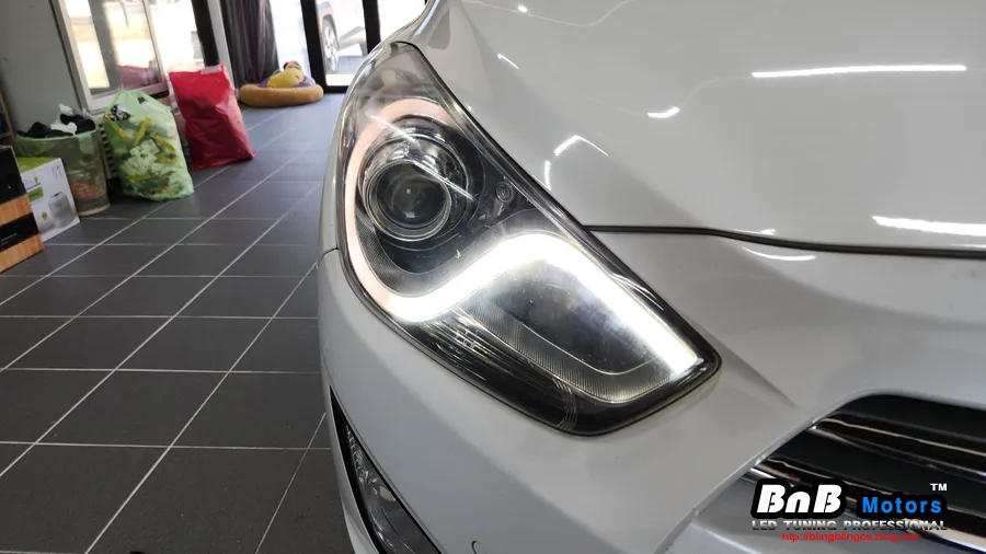 Hyundai i40 lighting upgrade - Hyundai i40 Daytime Running Light Repair - Cost-Effective Fix photo 5