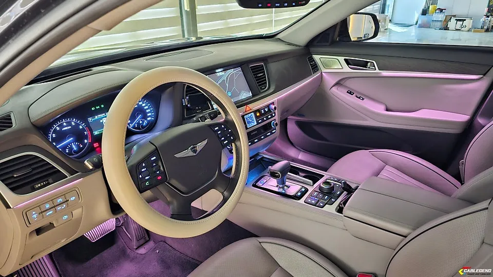 Genesis G80 ambient lighting - Genesis G80 Ambient Lighting Review: Seamless Integration photo 4