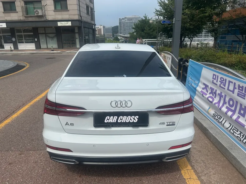 Audi A6のPPF施工事例｜費用目安と仕上がり 施工写真 3-1