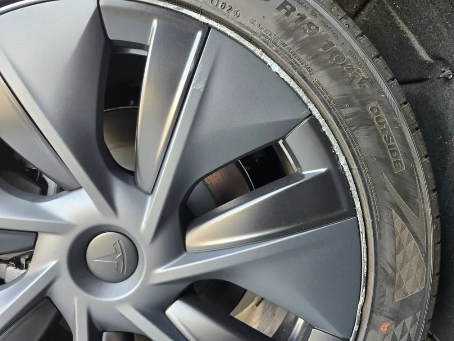 Tesla Model Y wheel repair - Tesla Model Y Wheel Repair & Painting Review photo 3