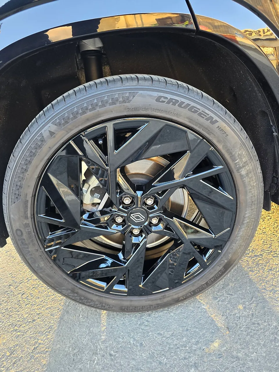 Renault Grand Koleosのホイールリペア・塗装事例 施工写真 3-2
