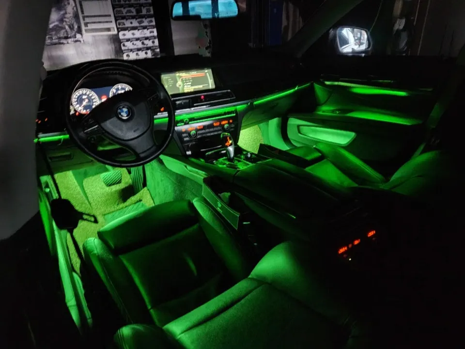 BMW 7 Series ambient lighting - BMW 7 Series Ambient Lighting Review: Enhanced Interior Mood photo 4