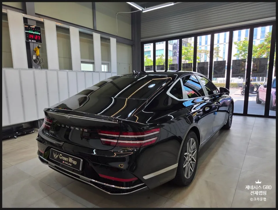 Genesis G80 vinyl wrap - Genesis G80 Vinyl Wrap Review: Color Change Cost & Results photo 4