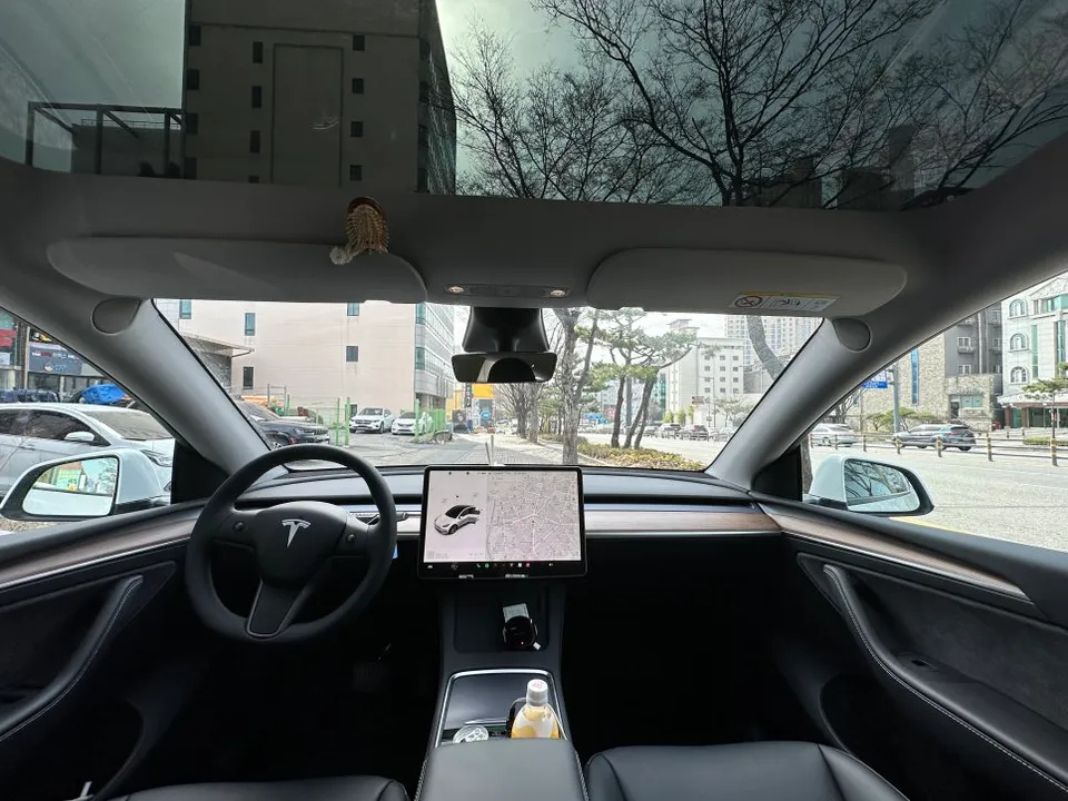Tesla Model Yのカーフィルム施工事例｜費用目安・仕上がり 施工写真 2-2