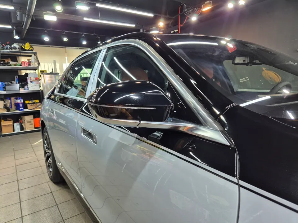 BMW 7 Series PPF施工事例|費用目安と仕上がり 施工写真 2-3