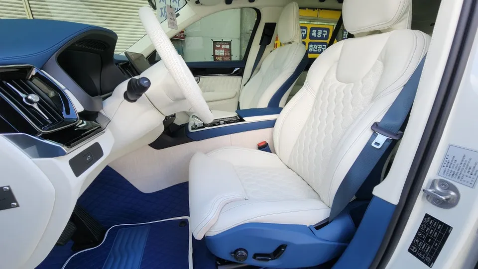 Volvo XC90 interior customization installation result