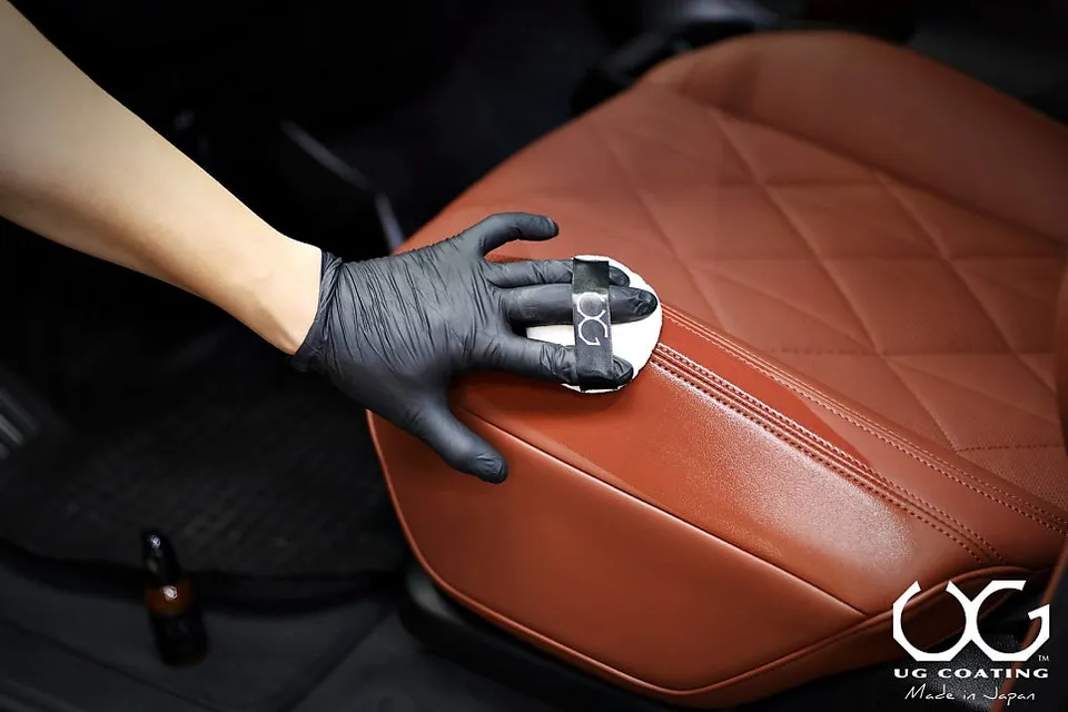 BMW iXのガラスコーティング事例｜費用目安と仕上がり 施工写真 1-3