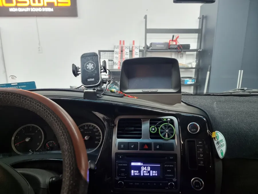 Hyundai Porter 2 android head unit - Hyundai Porter 2 CarPlay Retrofit Installation Review — Cost photo 3