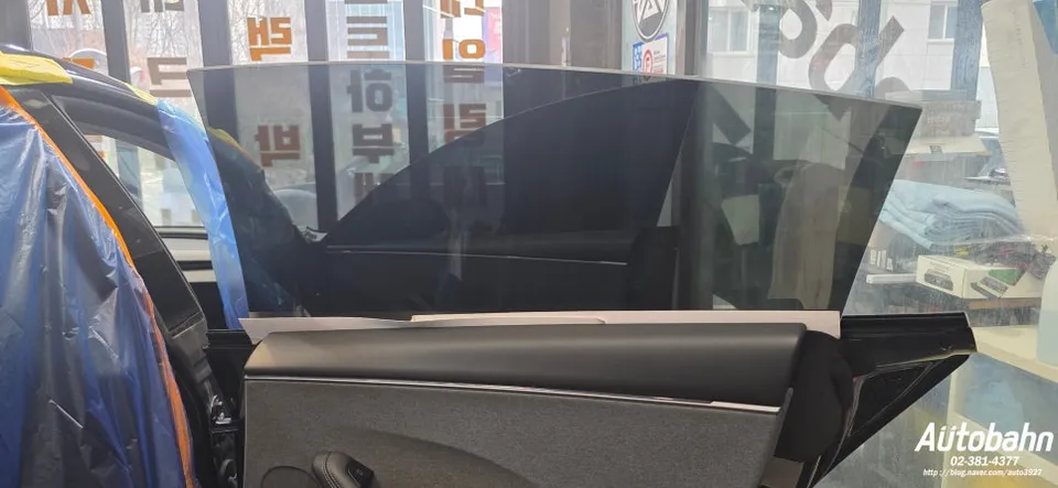 Tesla Model 3 window tinting - Tesla Model 3 Window Tinting Review: Royal 101 Film photo 5