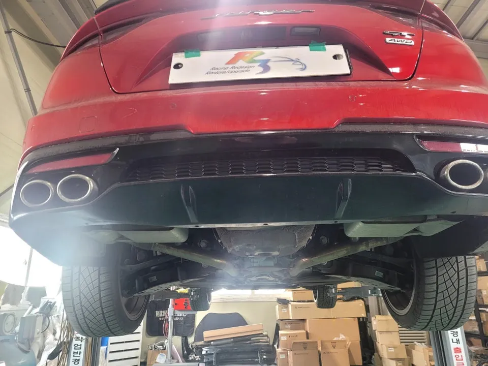 Kia Stinger exhaust upgrade - Kia Stinger Exhaust Upgrade Review: Meister Diffuser & Tip photo 3