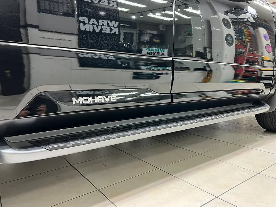 Kia Mohave The Masterのカーラッピング事例 施工写真 2-2