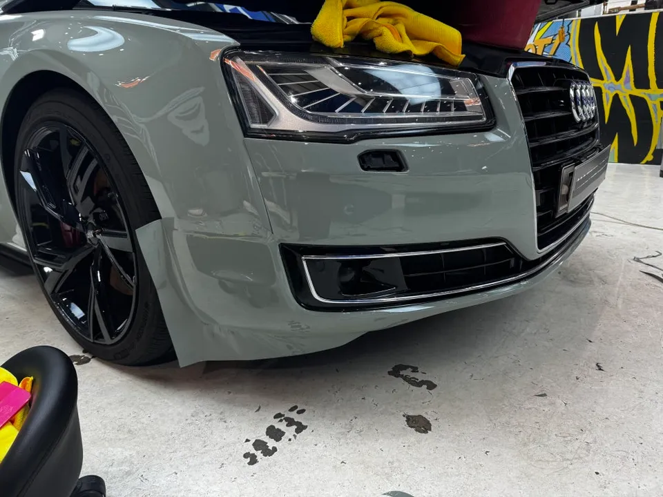 Audi A8のカラーPPF施工事例|韓国実例 施工写真 2-2