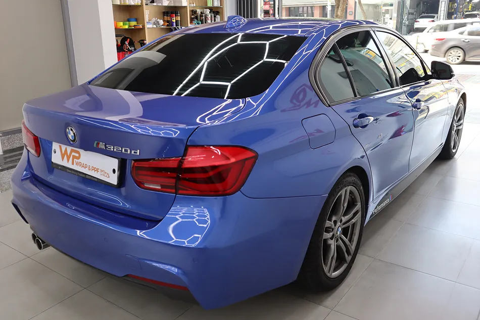 BMW 3 Series F30 カーラッピング事例｜ナ尔多グレーへの変身 施工写真 5-1