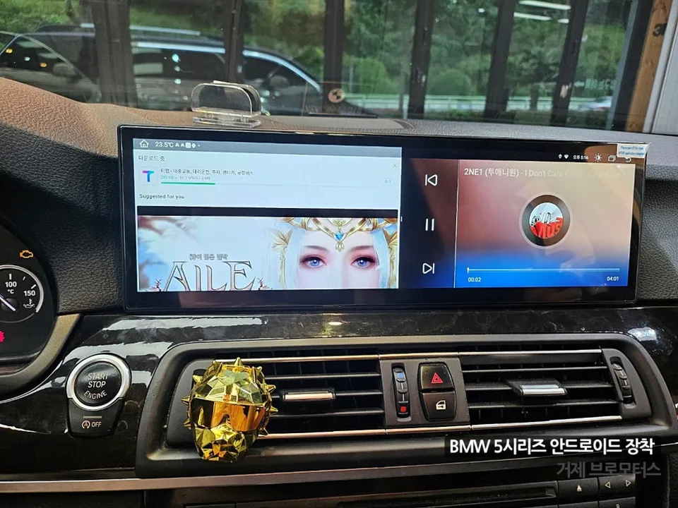 BMW 5 Series F10のAndroid Auto・CarPlay取付事例 施工写真 2-2