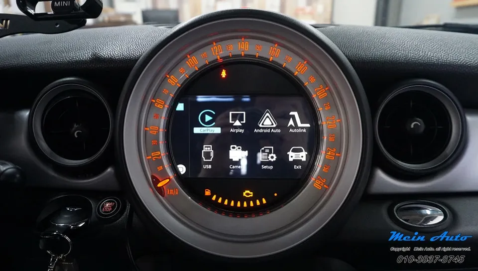 Porsche 911のAndroid Auto・CarPlay取付事例 施工写真 1-2