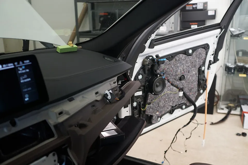 BMW 5 Series G30 surround view camera - BMW G30 5 Series Surround View Camera Upgrade photo 8