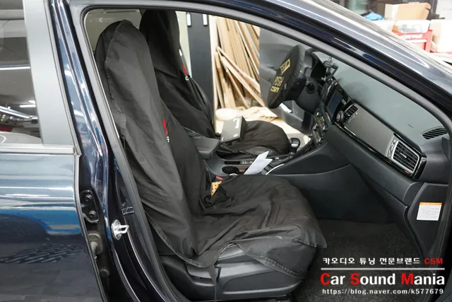 Kia Niroのドラレコ取付事例|費用目安と仕上がり 施工写真 2-2