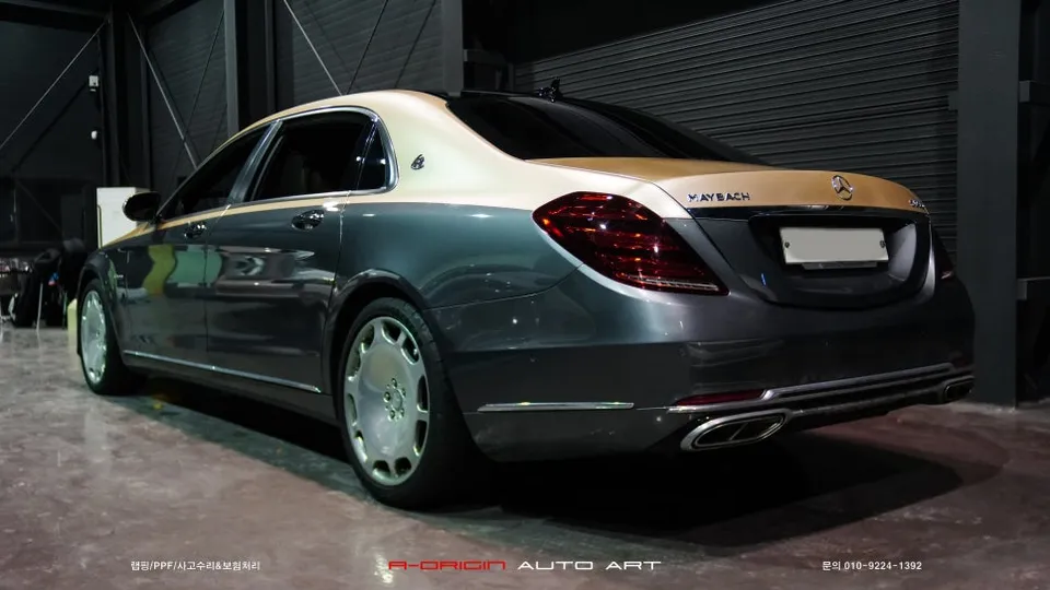 Mercedes-Benz S-Class W222のカーラッピング事例|費用目安・仕上がり 施工写真 1-2