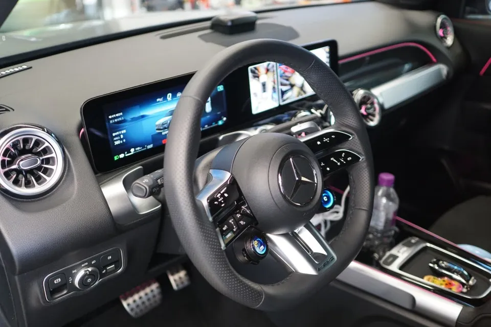 Mercedes-Benz GLB surround view camera - Mercedes-Benz GLB Surround View Camera Upgrade Review photo 5