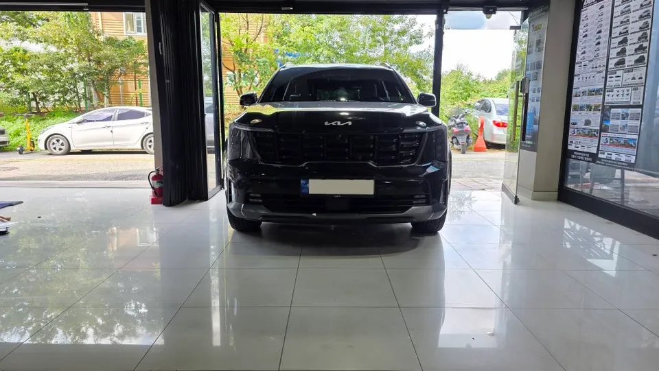 Kia Sorento MQ4 body kit installation result