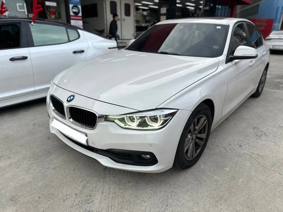BMW 3 Series F30 car audio installation result