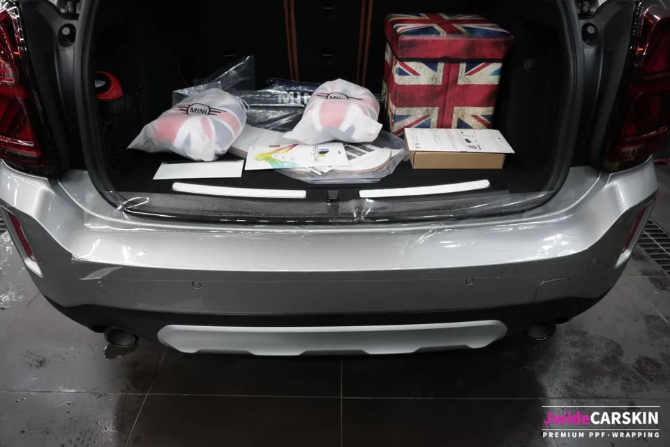 MINI Countryman PPF施工事例｜費用目安と仕上がり 施工写真 1-2