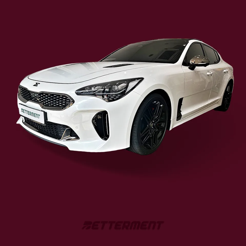 Kia Stinger Vinyl Wrap Review: Chrome Delete for a Sleek Look