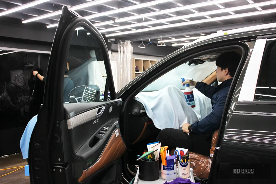 Hyundai GV80 window tinting - Hyundai GV80 Window Tinting Review — Cost & Results photo 5