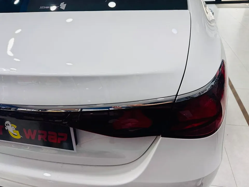 Mercedes-Benz E-Class W213のカーラッピング事例 施工写真 5