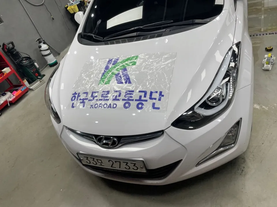 Hyundai Sonataのカーラッピング事例｜費用目安・仕上がり 施工写真 1-2
