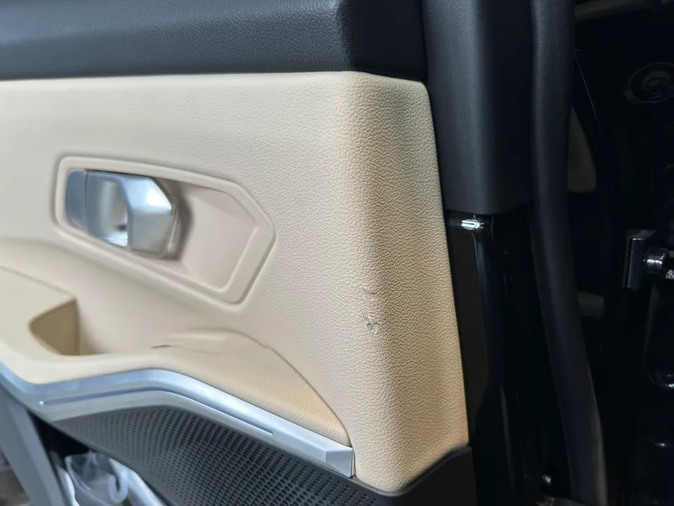 BMW 3 Series G20 interior customization - BMW 3 Series G20 Interior Customization Review photo 3
