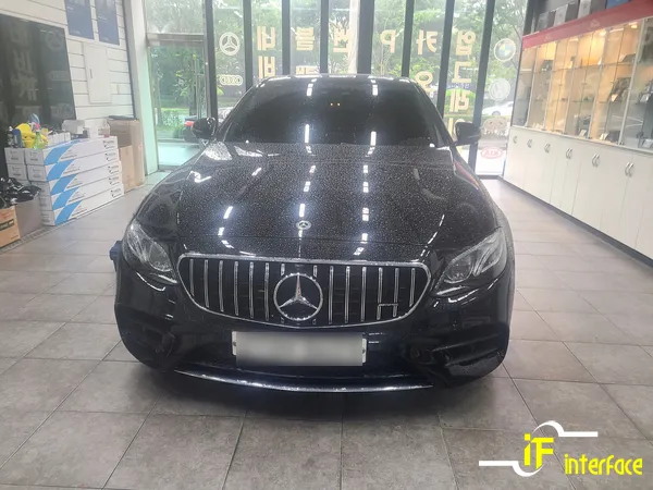 Mercedes-Benz E-Class W213 ambient lighting installation result