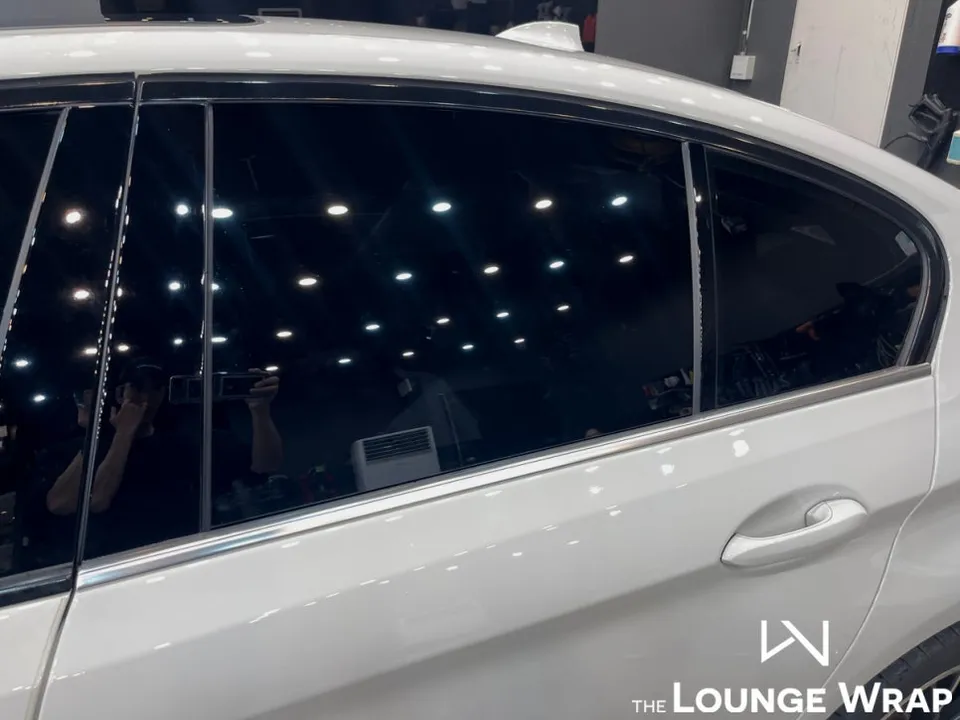 BMW 5 Series G30 カーラッピング事例:費用目安と仕上がり 施工写真 2-1