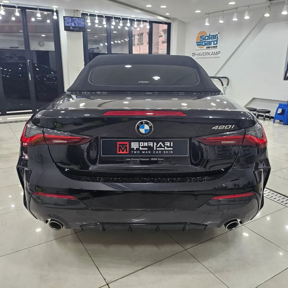 BMW 4シリーズ コンバーチブルのカーラッピング事例 施工写真 2-2