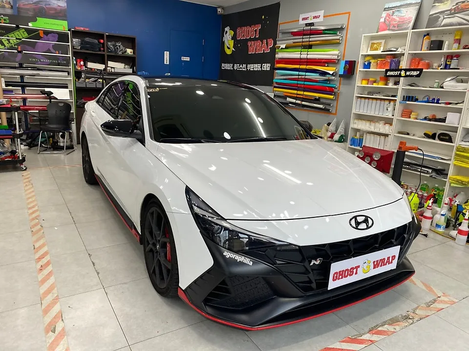 Hyundai Elantra Nのカーラッピング事例|費用目安・仕上がり 施工写真 2-1