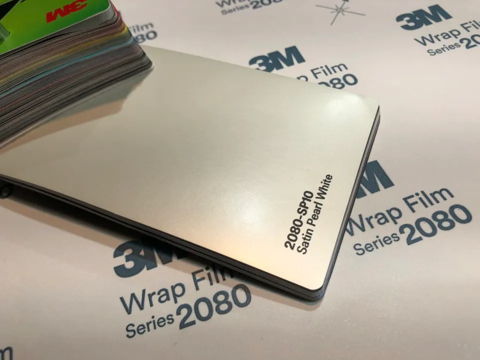 メルセデス・ベンツ Eクラス W213 カーラッピング事例 施工写真 1-1