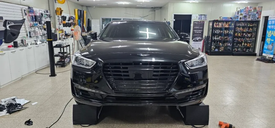Genesis EQ900 vinyl wrap - Genesis EQ900 Vinyl Wrap Review: Chrome Delete Cost & Results photo 4