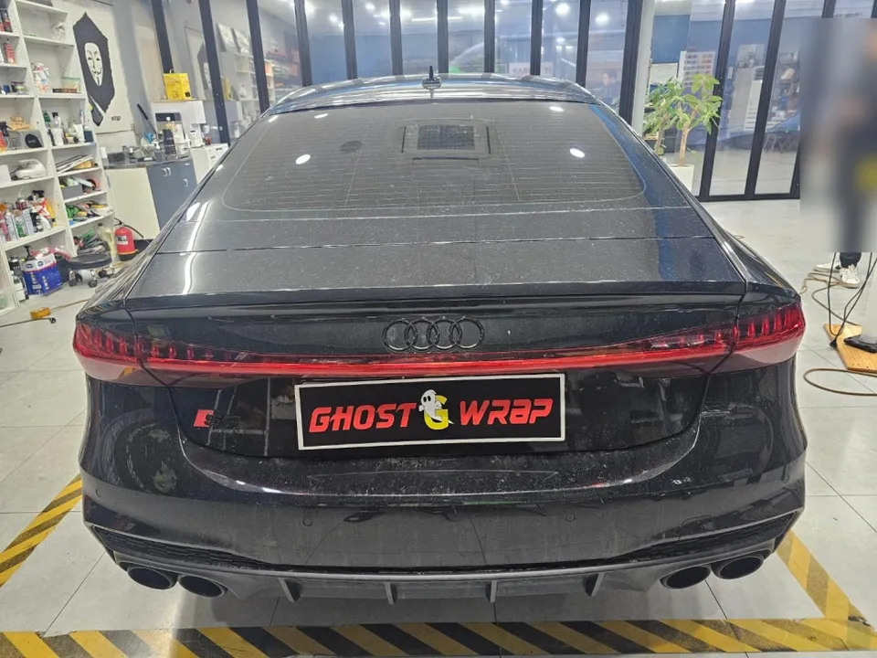 Audi S7のライトPPF施工事例|スタイルアップと保護 施工写真 2-2