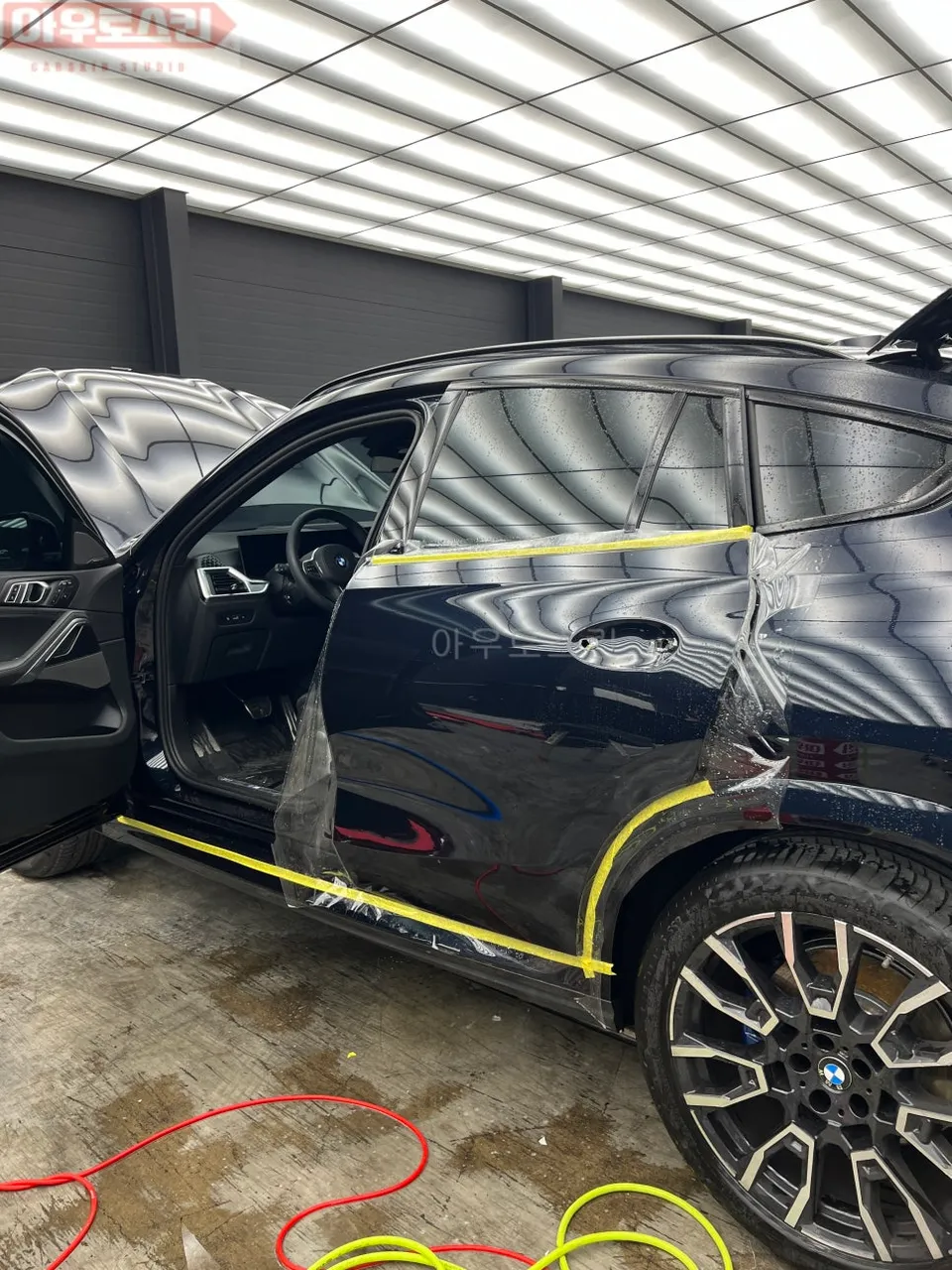 BMW X6のPPF施工事例|韓国での実例紹介 施工写真 1-2