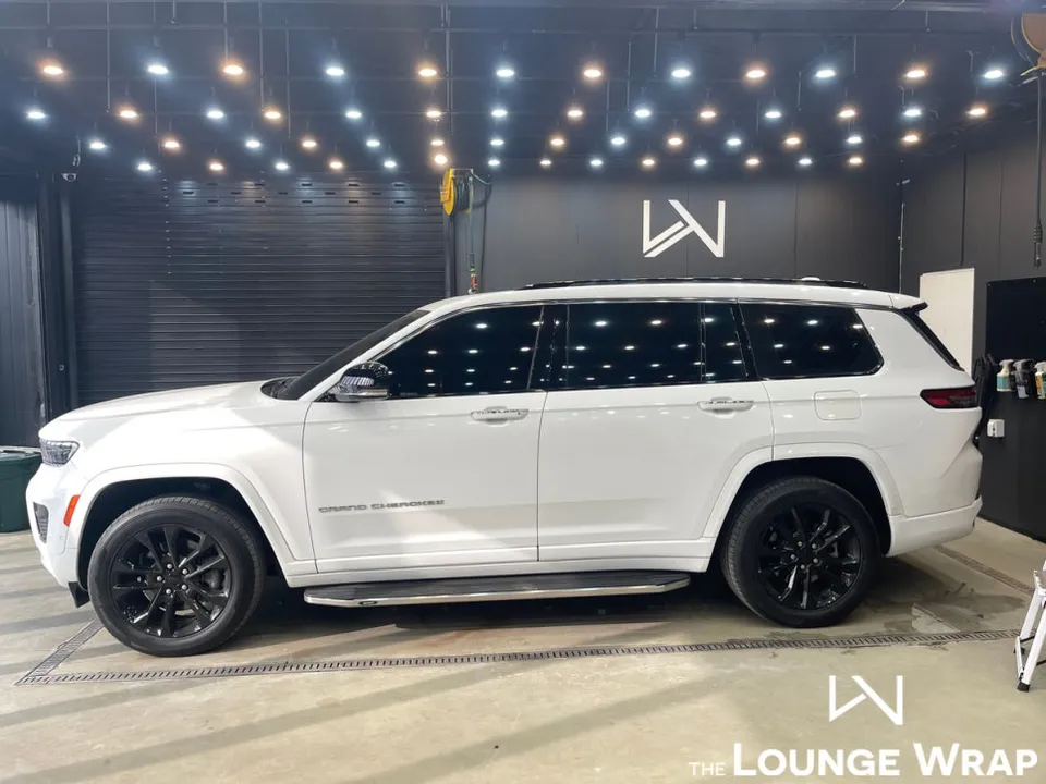 Jeep Grand CherokeeのPPF施工事例|費用目安・仕上がり 施工写真 2-1