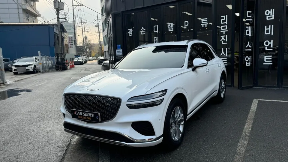Genesis GV70 new car package - Genesis GV70 New Car Package Review — Cost & Results photo 3